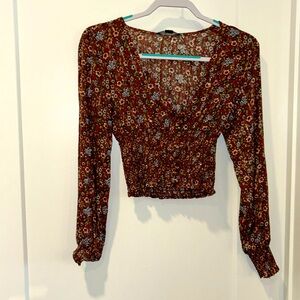 Women’s Forever 21 Floral Print Peasant Long Sleeved Crop Top (NWT)